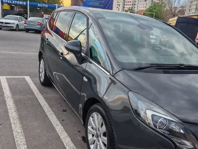 Opel Zafira C [2011 - Prezent Tourer 2.0 CDTI Automatik Style