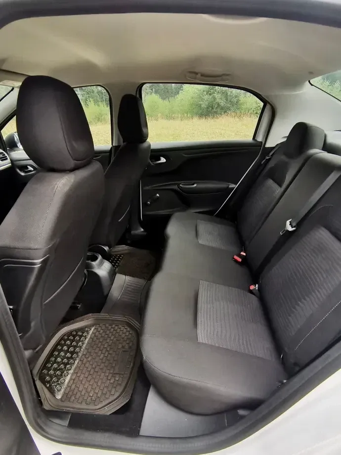 Peugeot 301 1.2 PureTech Active — imagine 3