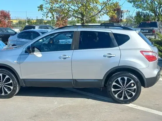 Nissan Qashqai I