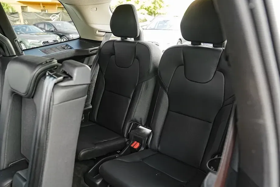 Volvo XC 90 Recharge T8 eAWD Inscription — imagine 5