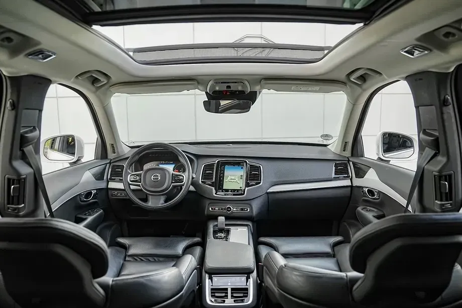 Volvo XC 90 Recharge T8 eAWD Inscription — imagine 4