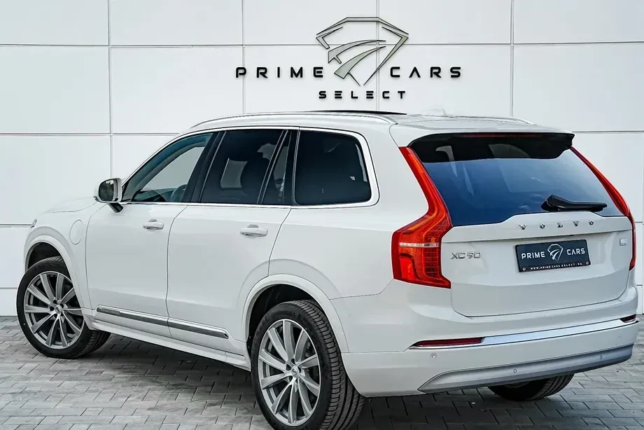 Volvo XC 90 Recharge T8 eAWD Inscription — imagine 3