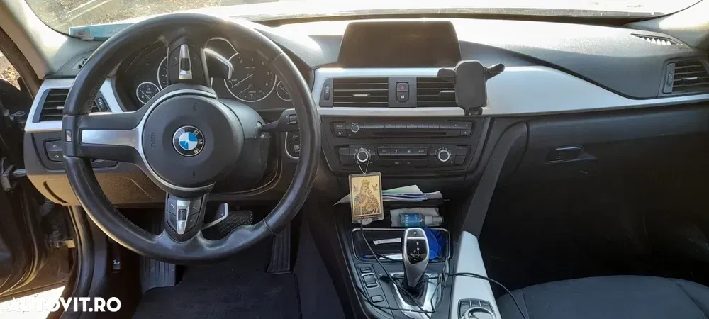 BMW Seria 3 F30/F31/F34 [2011 - 2019] — imagine 2