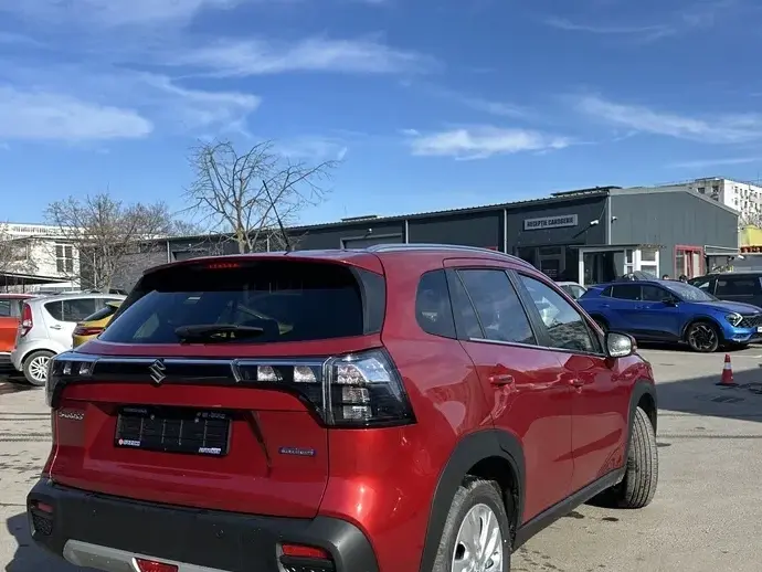 Suzuki S-Cross