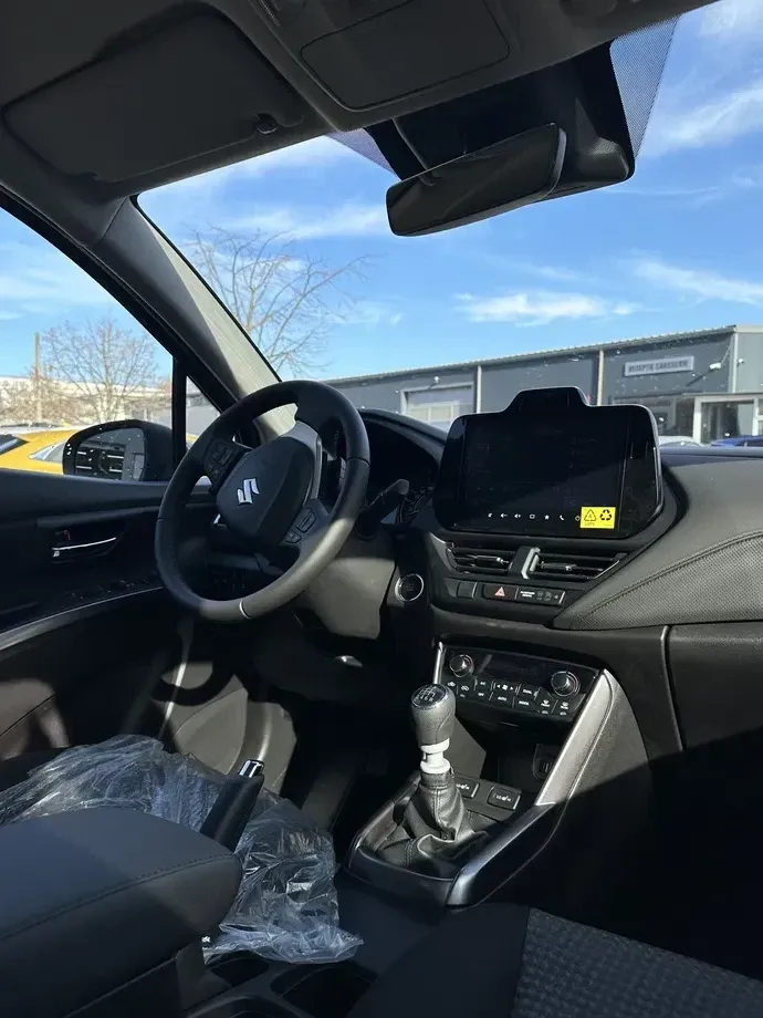 Suzuki S-Cross — imagine 5