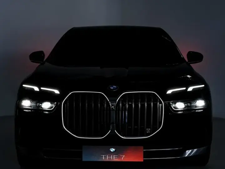 BMW Seria 7 G70
