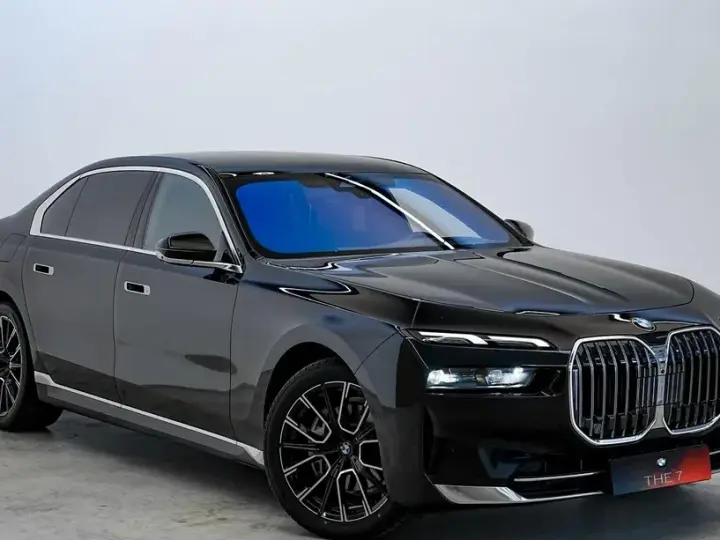 BMW Seria 7 G70