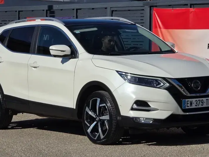 Nissan Qashqai 1.6 dCi DPF tekna