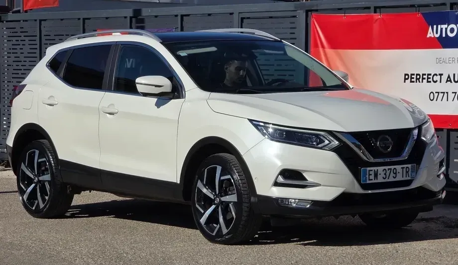 Nissan Qashqai 1.6 dCi DPF tekna — imagine 4