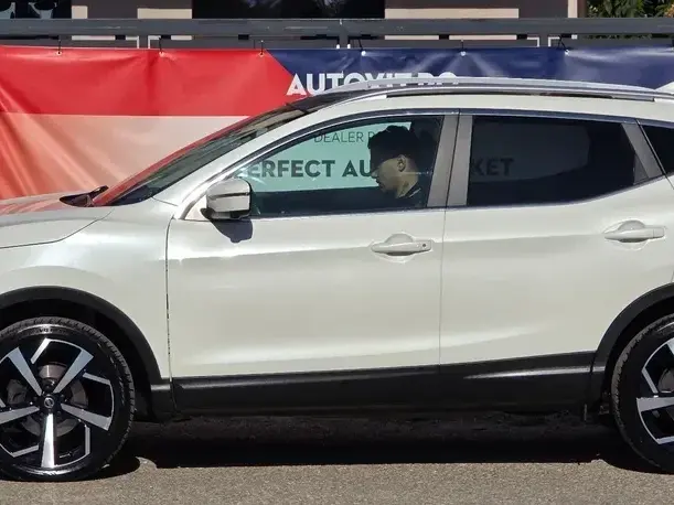 Nissan Qashqai 1.6 dCi DPF tekna