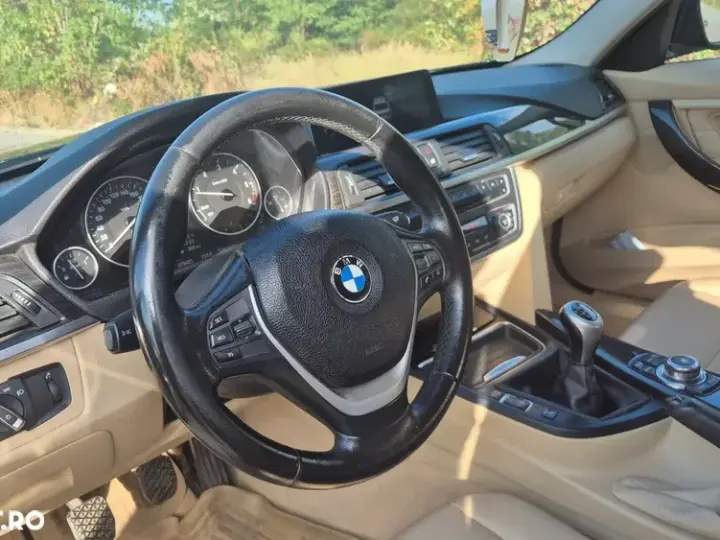BMW Seria 3 F30/F31/F34 [2011 - 2019] 320d xDrive