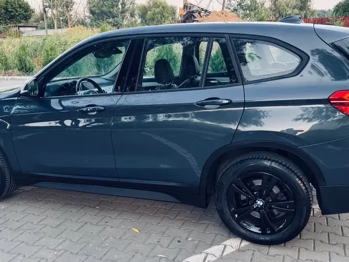 BMW X1 F48 xDrive20i AT xLine