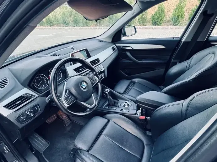 BMW X1 F48 xDrive20i AT xLine
