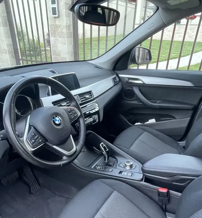 BMW X1 F48 — imagine 5