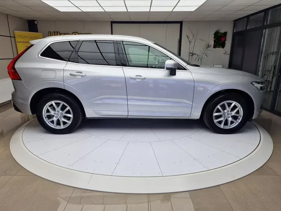 Volvo XC 60 II D4 Momentum — imagine 6