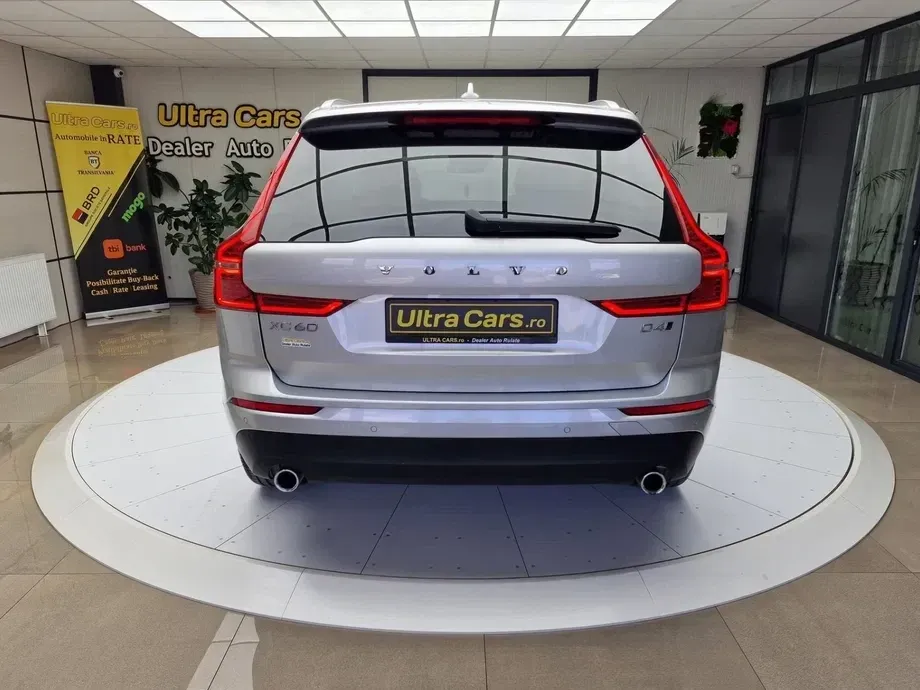 Volvo XC 60 II D4 Momentum — imagine 4