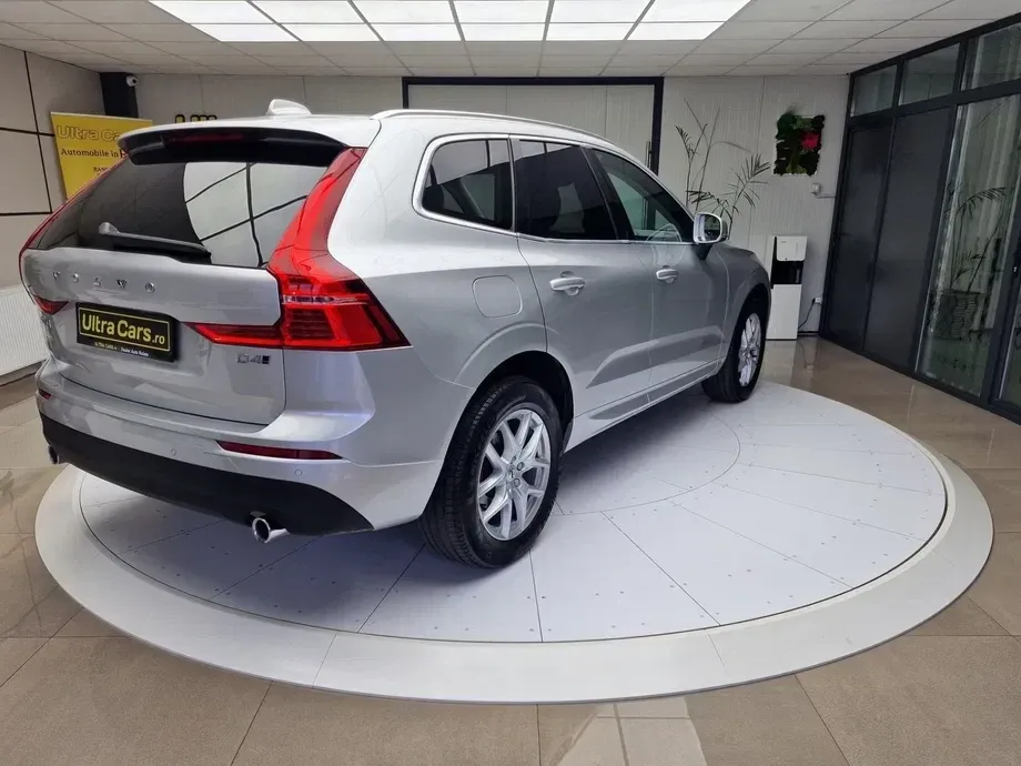 Volvo XC 60 II D4 Momentum — imagine 5