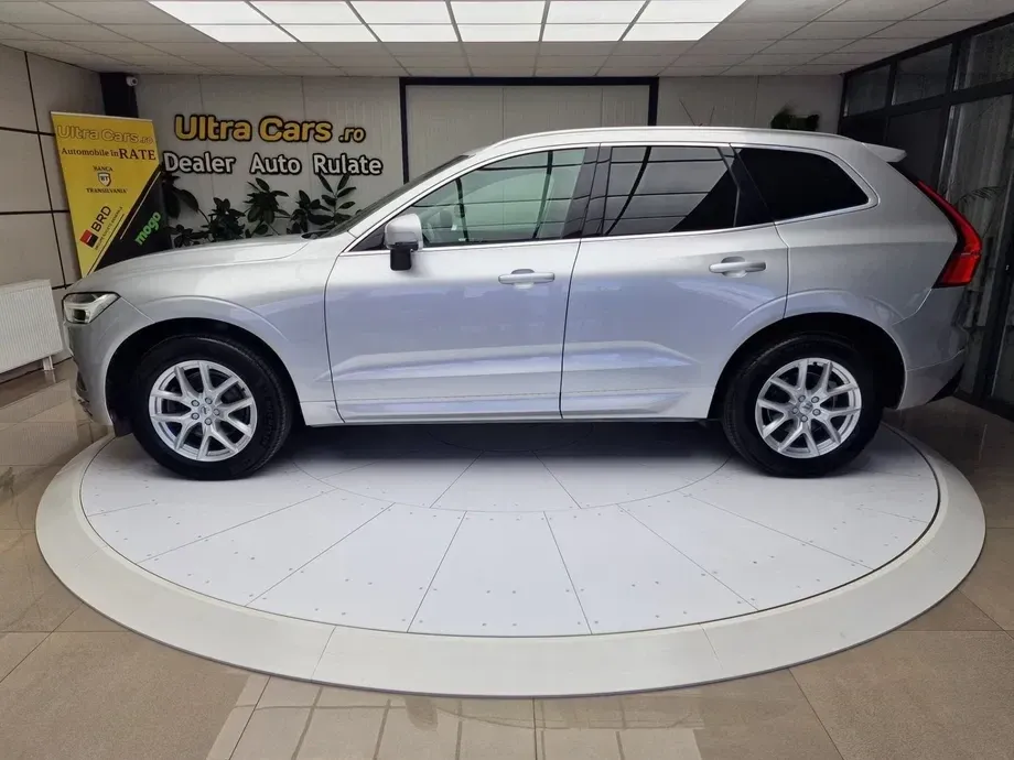 Volvo XC 60 II D4 Momentum — imagine 2