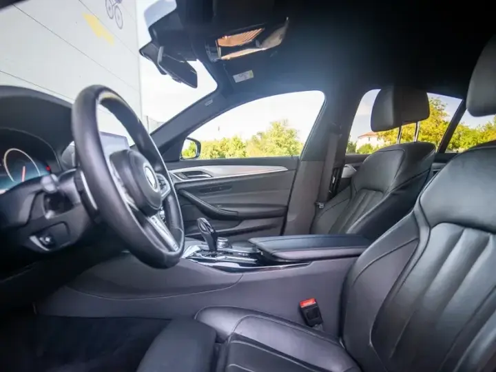 BMW Seria 5 G30/G31 530i xDrive AT