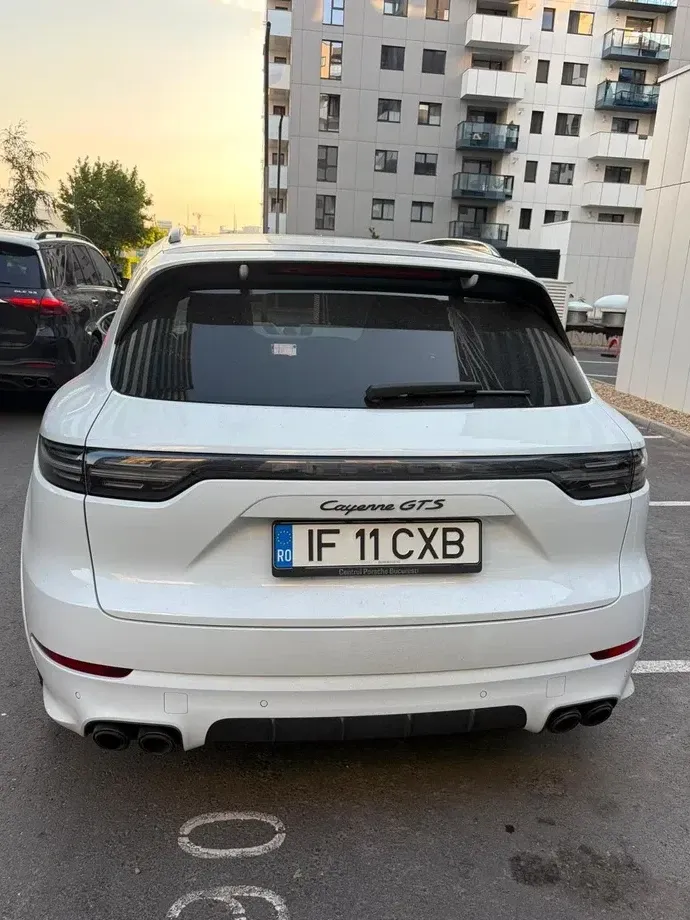 Porsche Cayenne — imagine 4