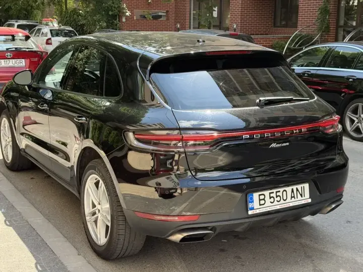 Porsche Macan Standard