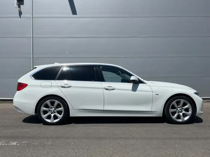 BMW Seria 3 F30/F31/F34 328i xDrive