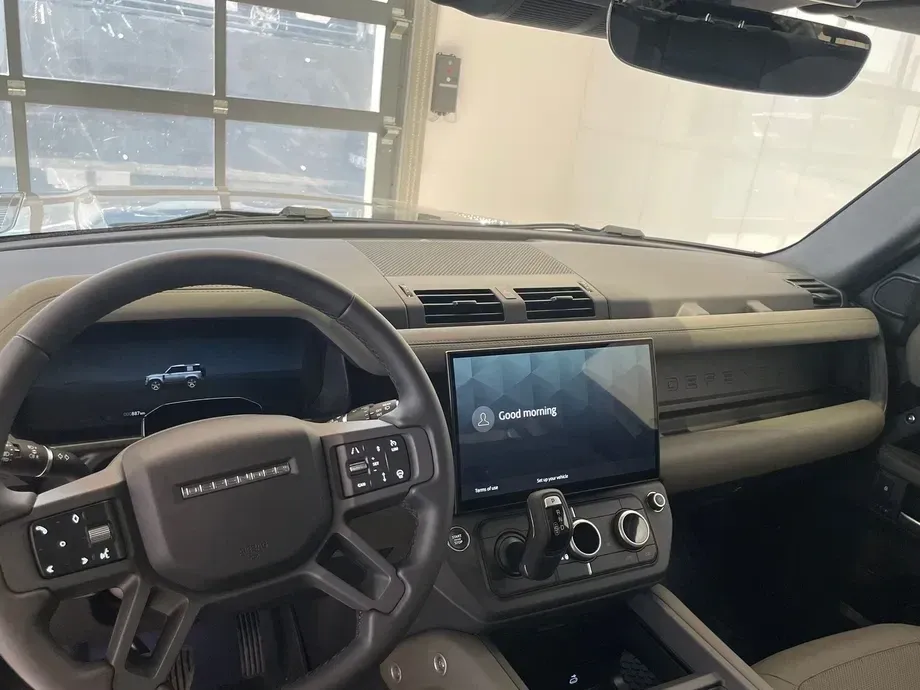 Land Rover Defender 90 3.0 D250 MHEV X-Dynamic SE — imagine 4