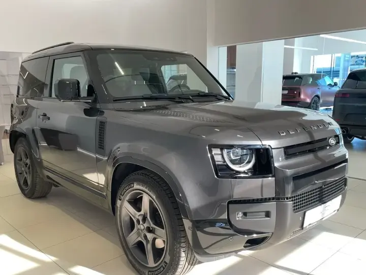 Land Rover Defender 90 3.0 D250 MHEV X-Dynamic SE