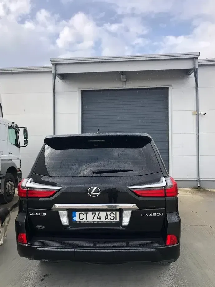 Lexus LX — imagine 4