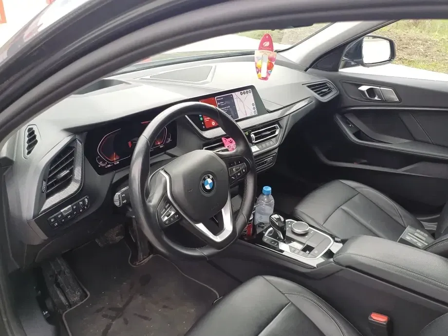 BMW Seria 1 F40/F52 — imagine 4