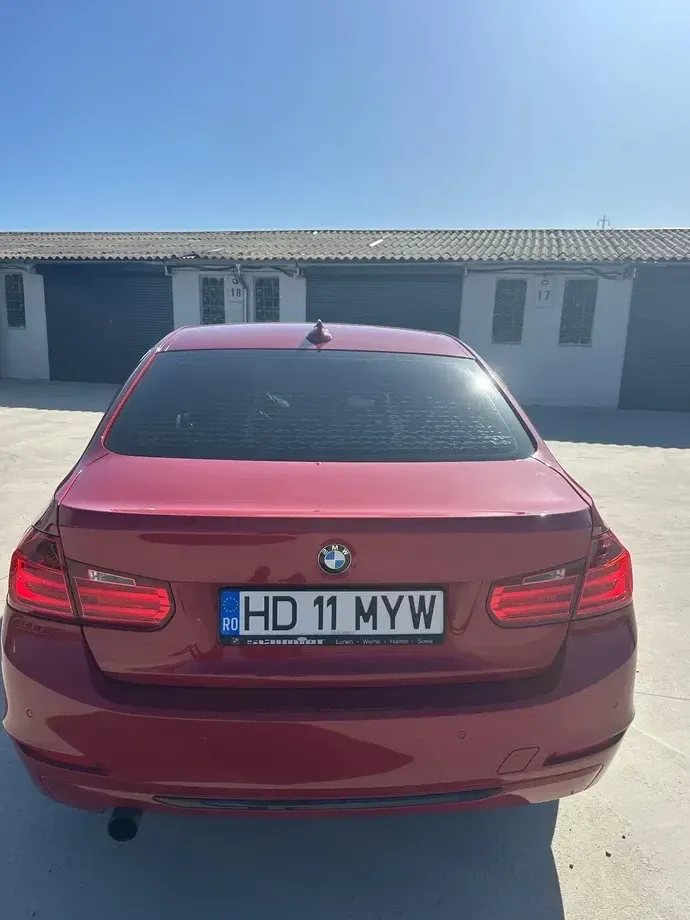 BMW Seria 3 F30/F31/F34 316i Sport Line — imagine 2
