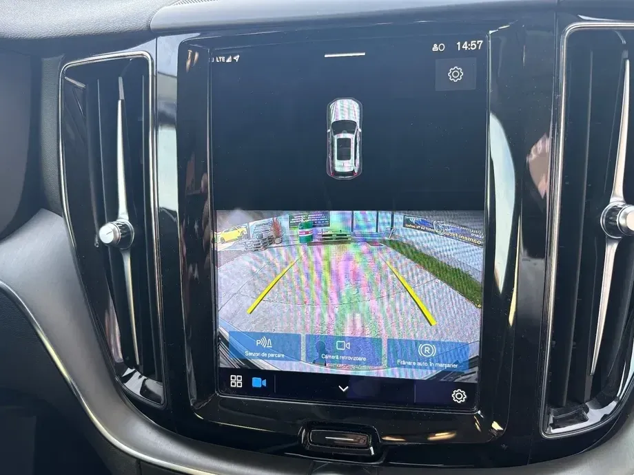 Volvo XC 60 II B4 B Geartronic Momentum Pro — imagine 6
