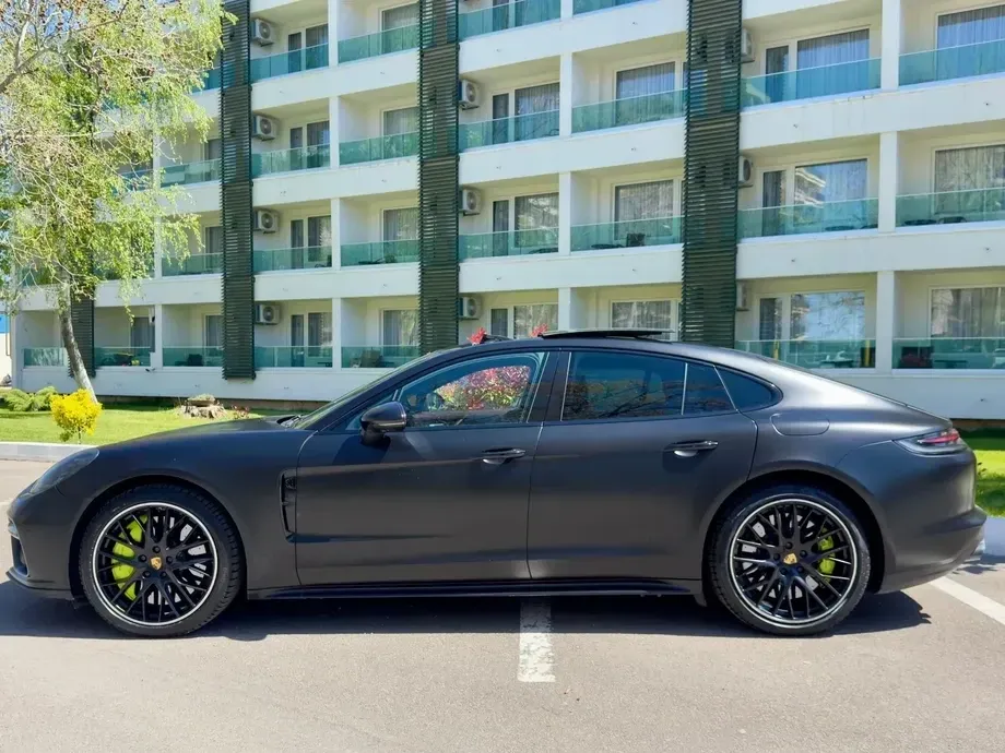 Porsche Panamera — imagine 2