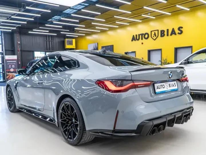 BMW M4 Competition AT