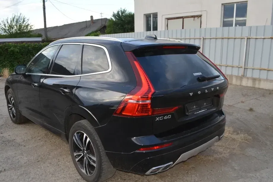 Volvo XC 60 II D4 Geartronic Momentum — imagine 6