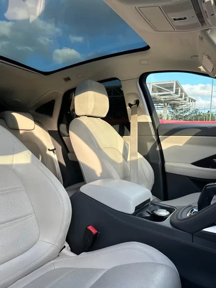 Jaguar E-Pace — imagine 6