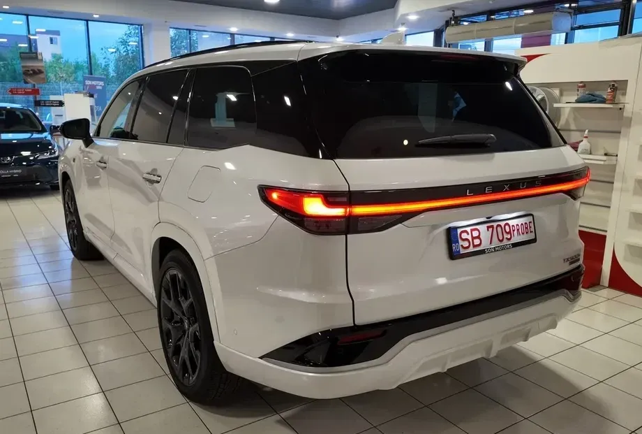 Lexus TX500 H — imagine 4