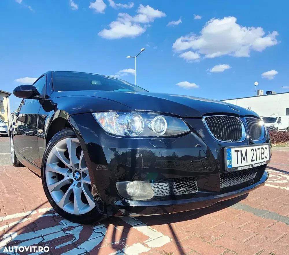 BMW Seria 3 E90/E91/E92/E93 [2005 - 2013] — imagine 4