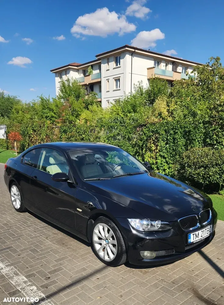 BMW Seria 3 E90/E91/E92/E93 [2005 - 2013] — imagine 3