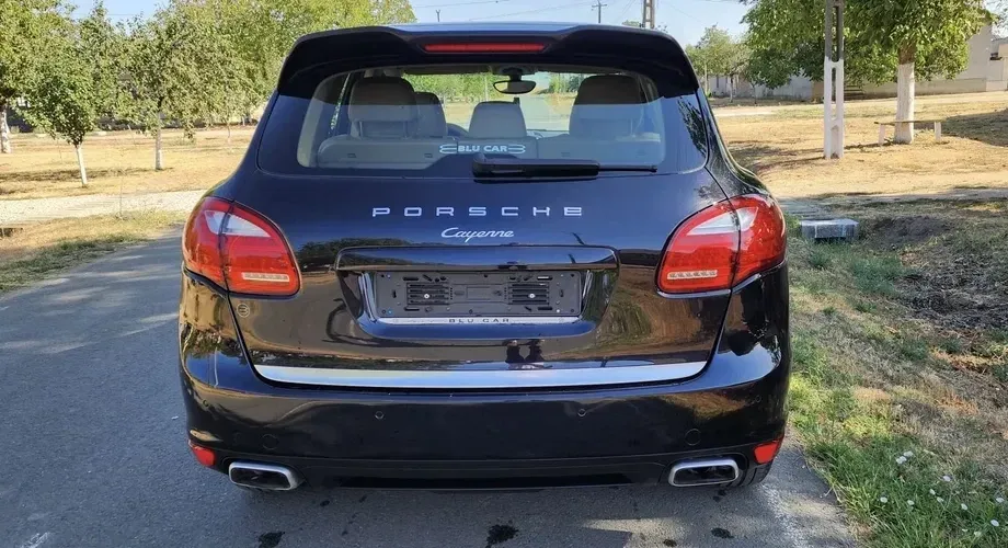 Porsche Cayenne — imagine 5