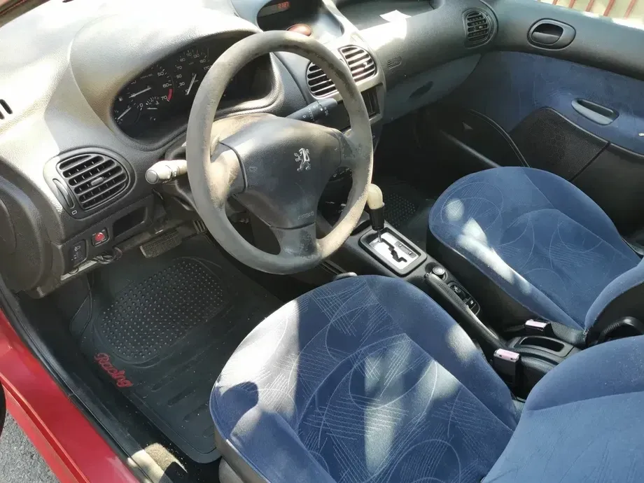 Peugeot 206 — imagine 3