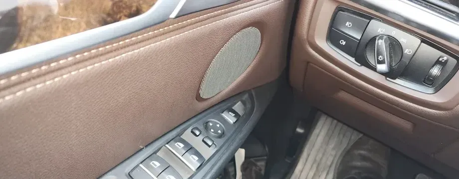 BMW X5 xDrive35i — imagine 3