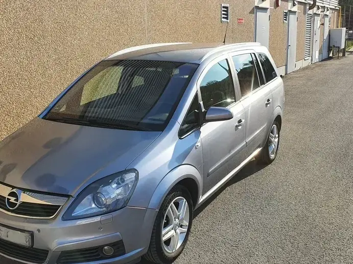 Opel Zafira B 1.8i Sport