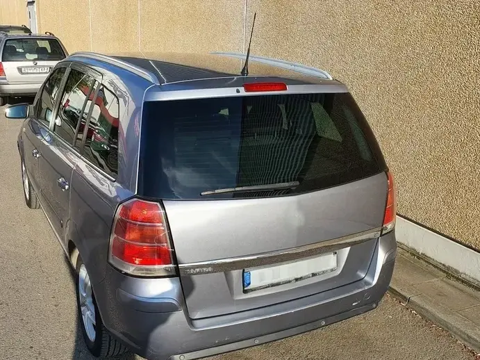 Opel Zafira B 1.8i Sport