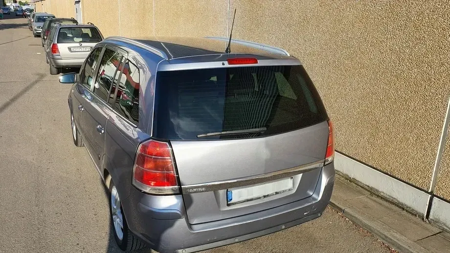 Opel Zafira B 1.8i Sport — imagine 4