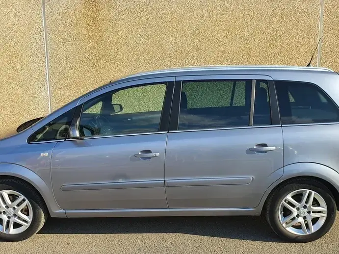 Opel Zafira B 1.8i Sport