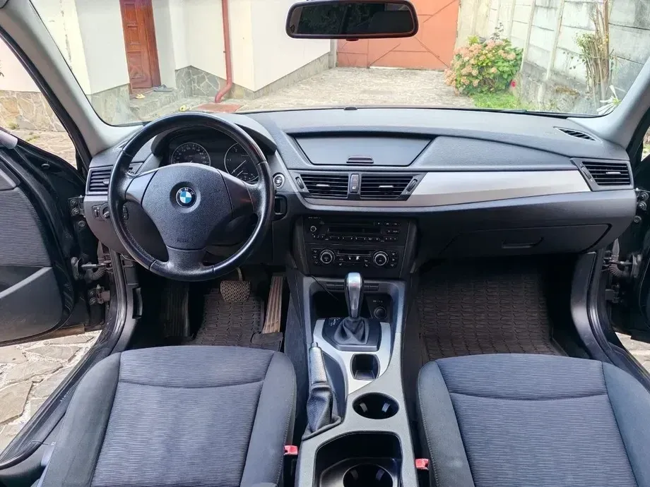 BMW X1 E84 xDrive18d Aut. — imagine 4