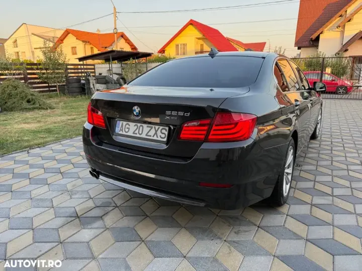 BMW Seria 5 F10/F11/F07 [2010 - 2017] 525d xDrive Sport-Aut. Luxury Line