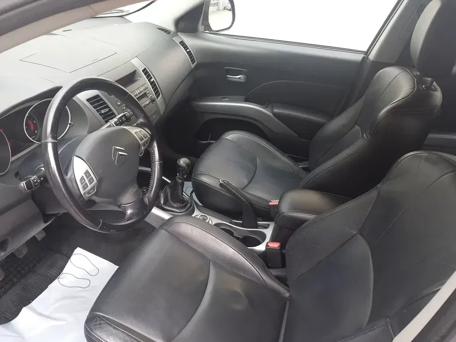 Citroën C-Crosser — imagine 5