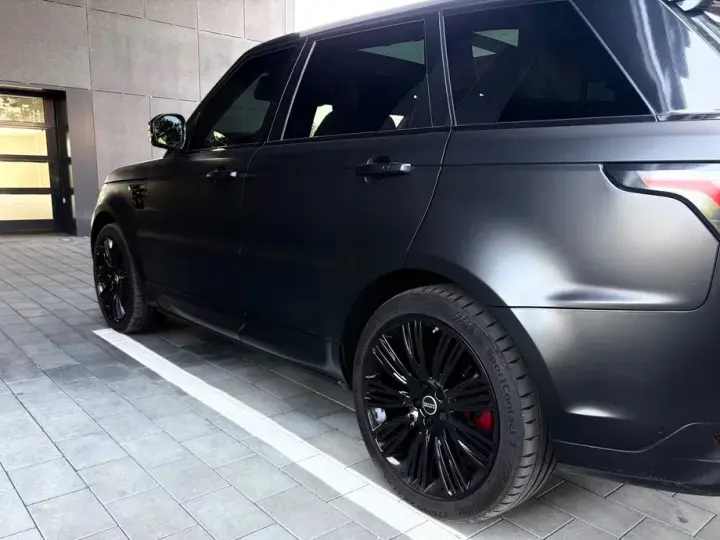Land Rover Range Rover Sport II 5.0 V8 Supercharged SVR